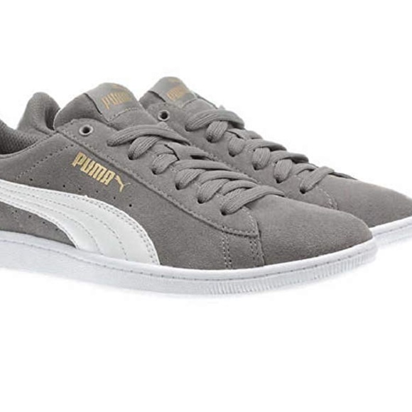 puma women's vikky sneaker